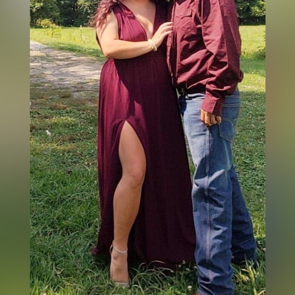 Burgundy floor length dress wit leg slit